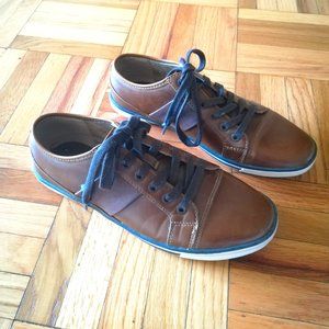 Brown crown sneakers size 8.5 EUC